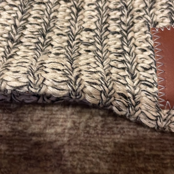 Love your melon knit hat, new - Picture 4 of 6